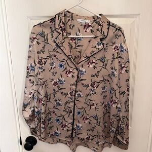 Ro & De Cream and Blue Notched Collar Long Sleeve Blouse